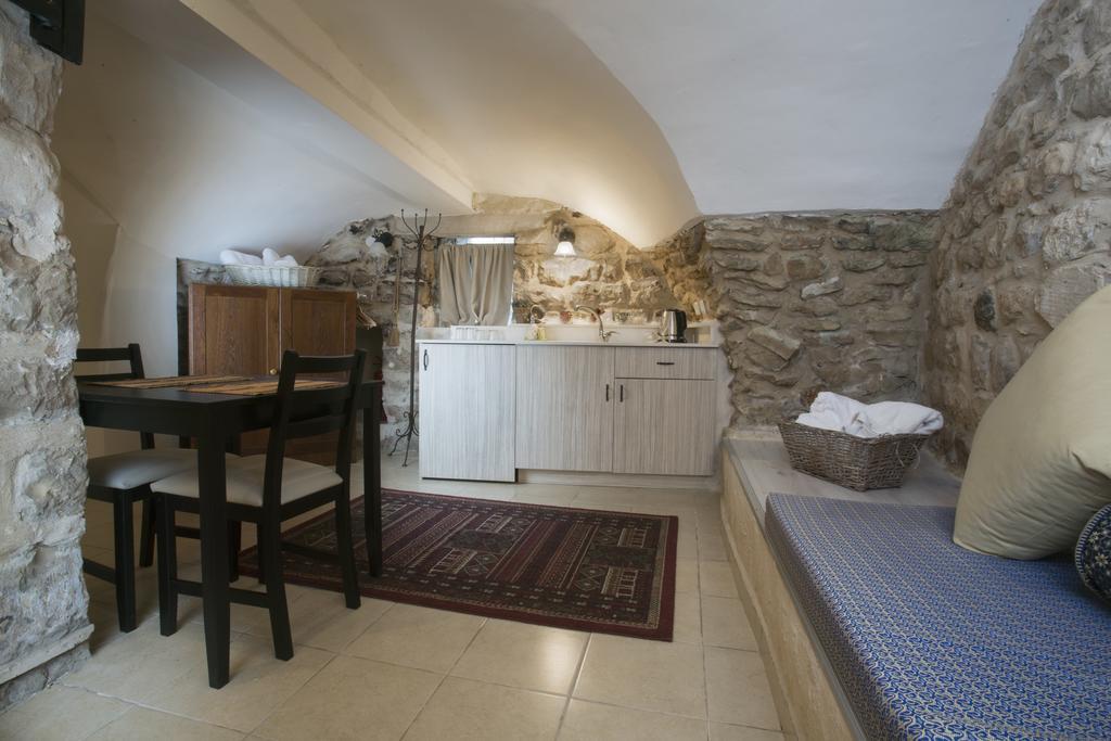 Avney Hahoshen Hotel Safed Kültér fotó