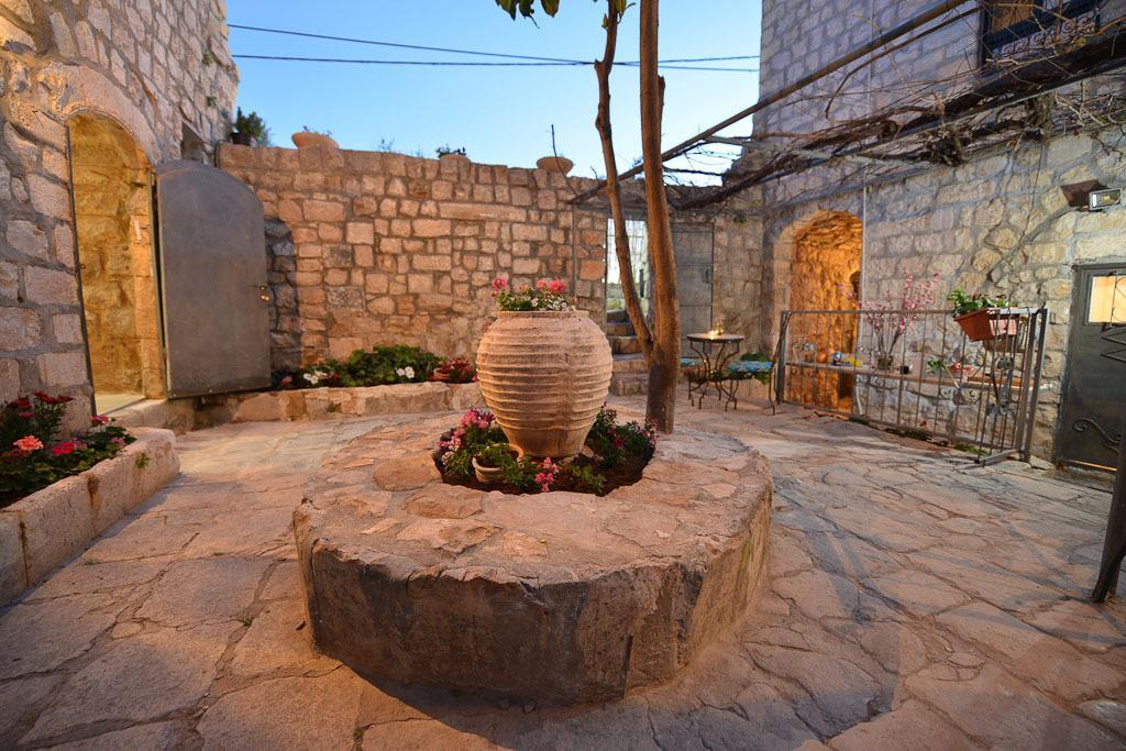 Avney Hahoshen Hotel Safed Kültér fotó